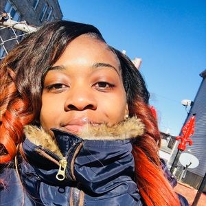 Meet your Posher, Zakiya